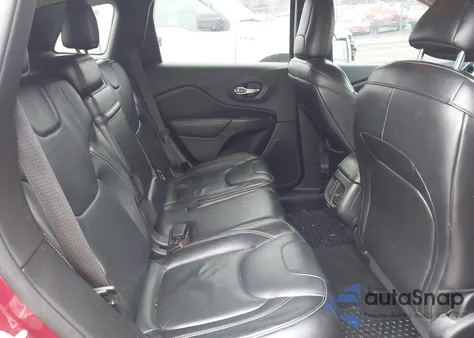 2015 Jeep Cherokee Latitude z USA, uszkodzony, nr VIN 1C4PJMCS6FW594812